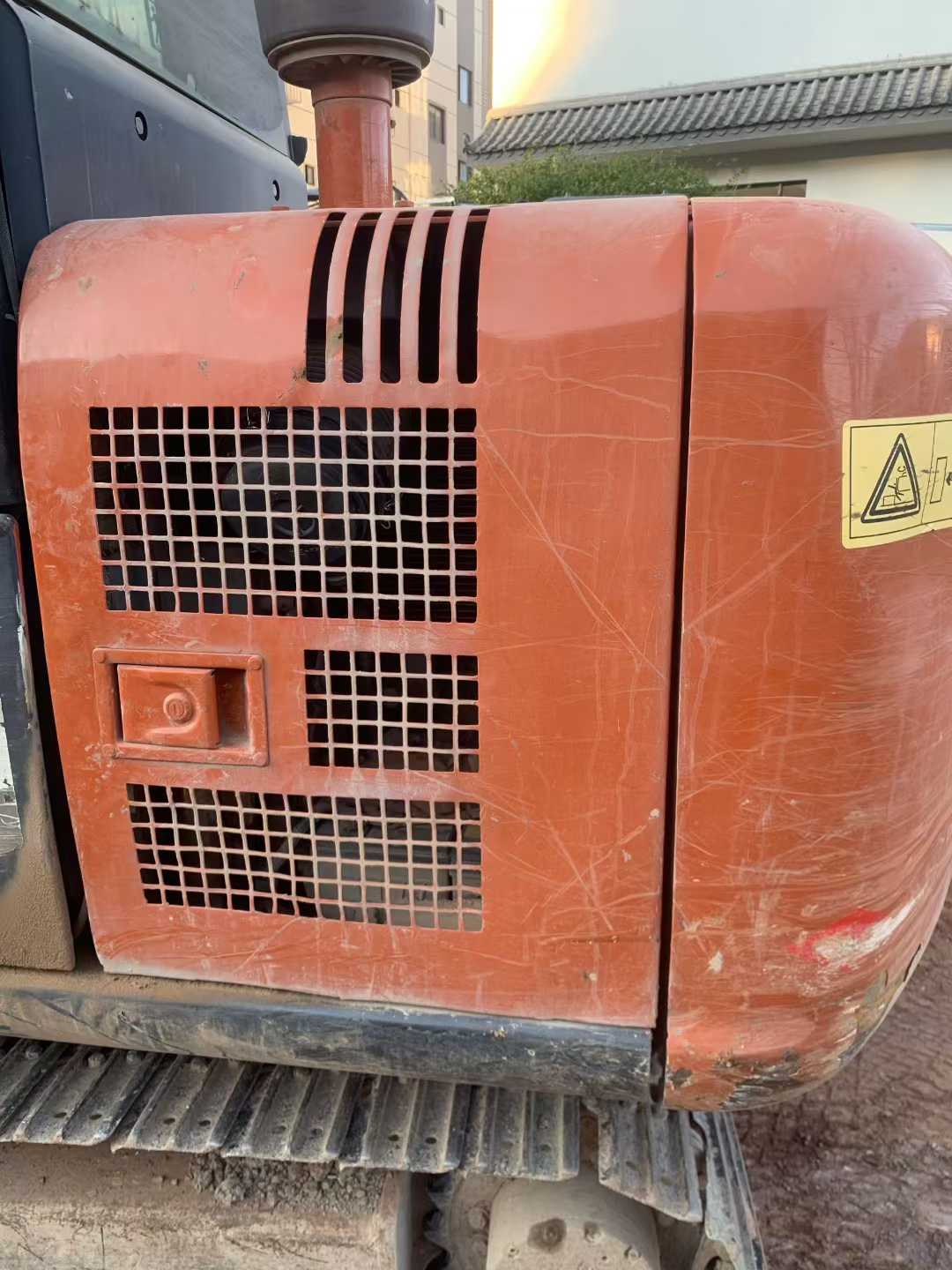 Used Hitachi ZX60-5G Excavator 2013 Model / 3