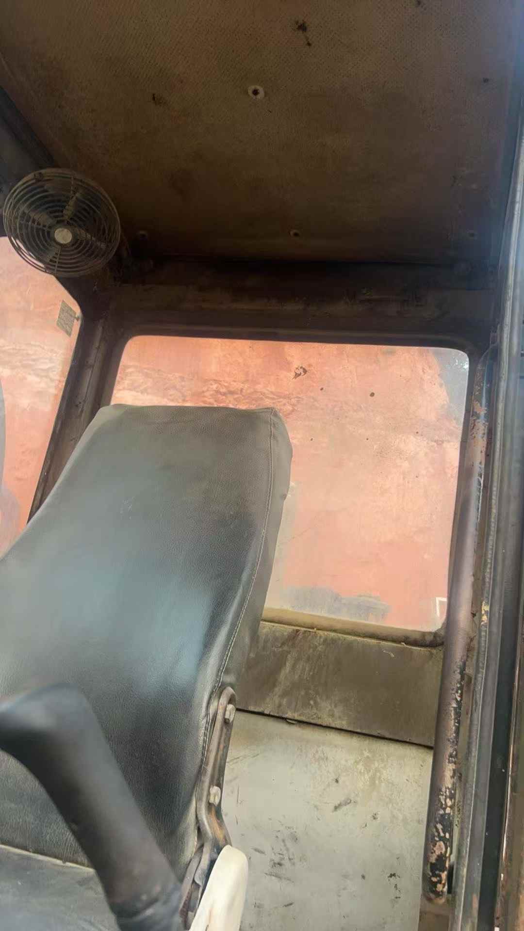 Used Caterpillar CT20 Excavator 2016 Model / 9