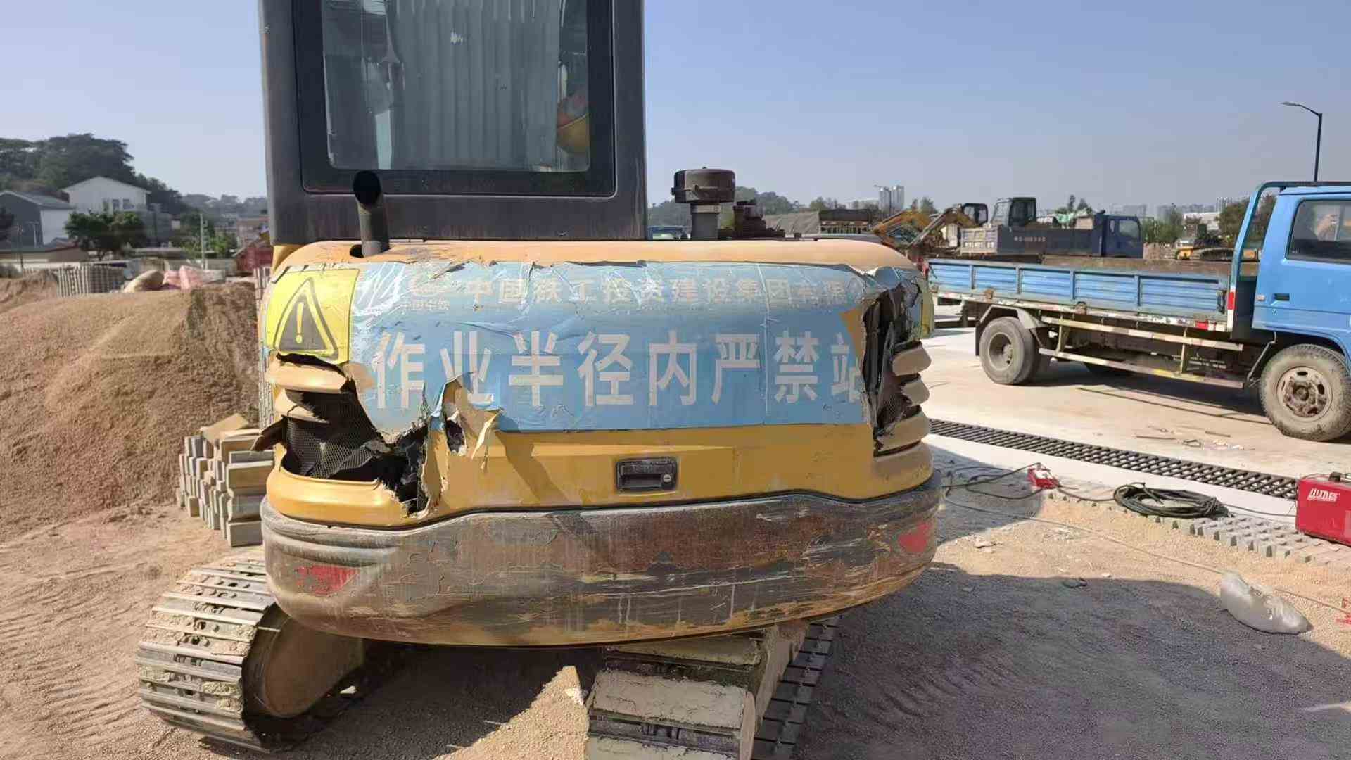 Used XCMG XE60 Excavator 2020 Model / 3