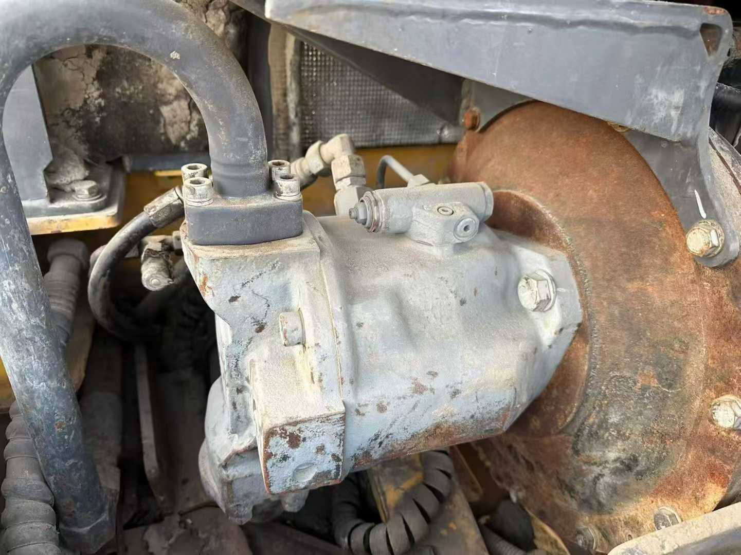 Used XCMG XE60 Excavator 2016 Model / 7