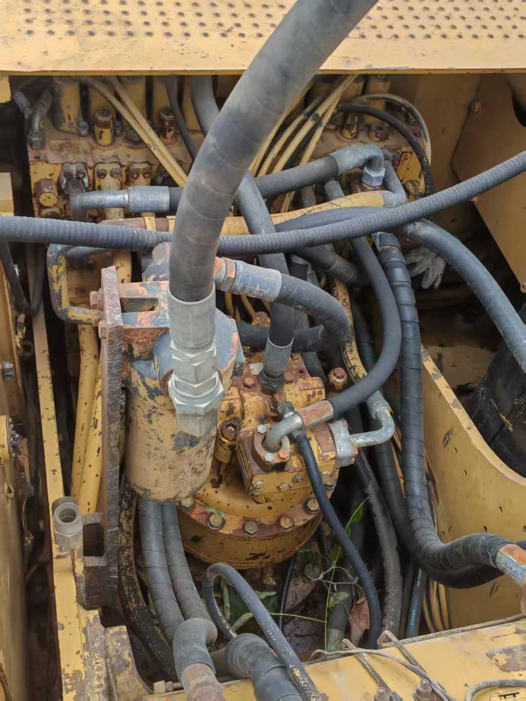 Used Caterpillar 320D Excavator 2016 Model / 4