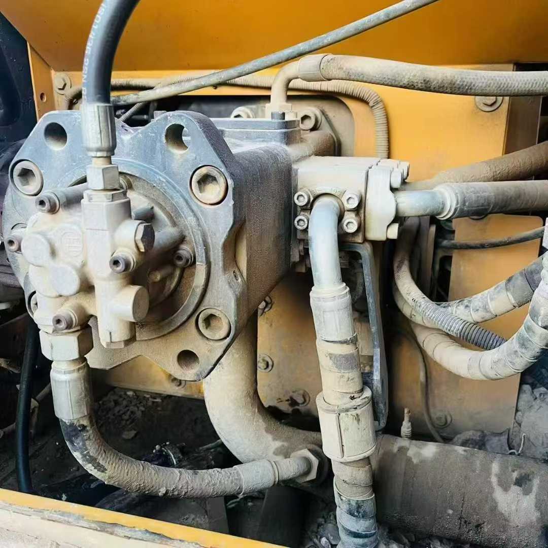 Used Sany SY215W Excavator 2016 Model / 9