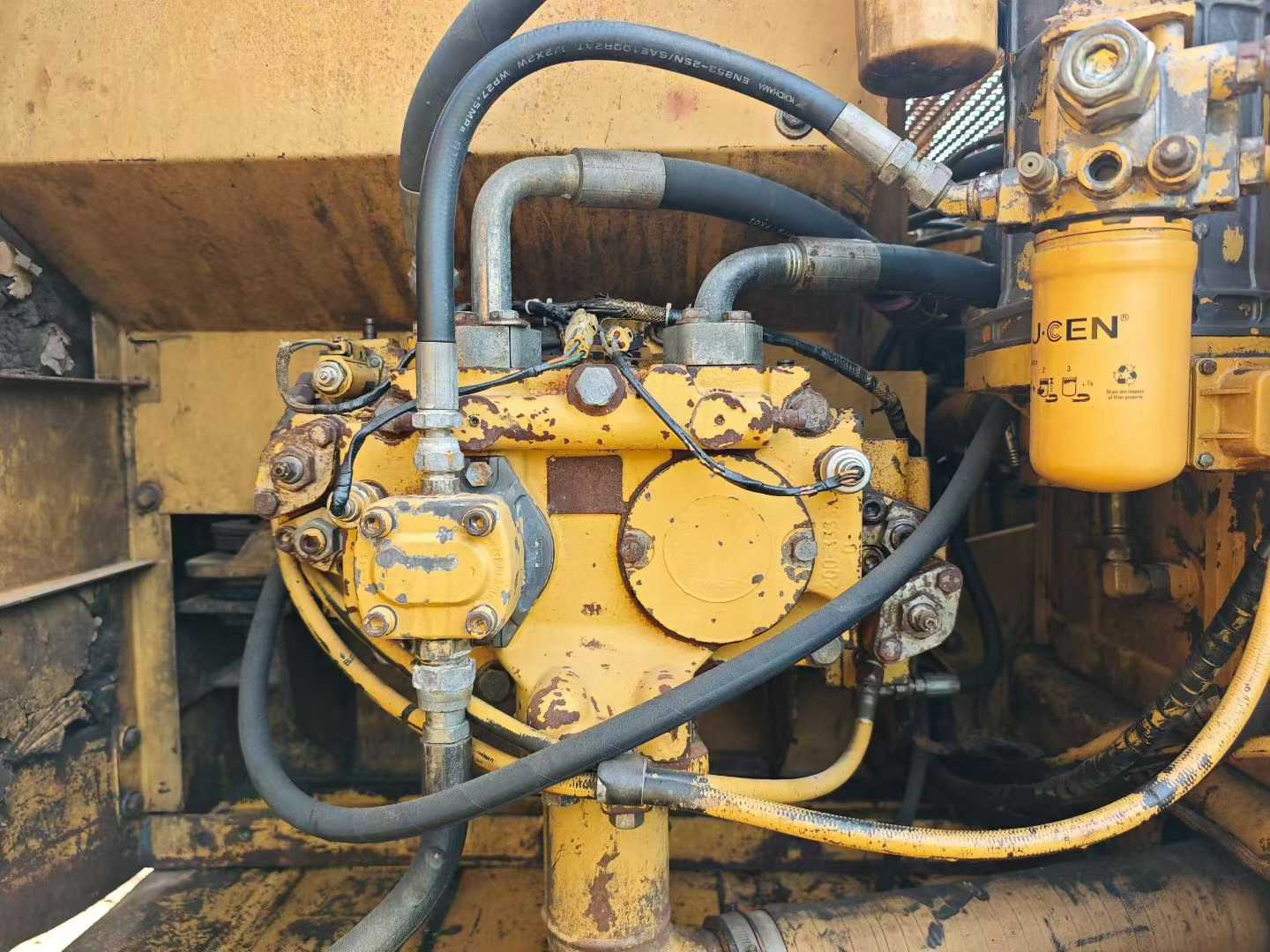 Used Caterpillar 320C Excavator 2016 Model / 4