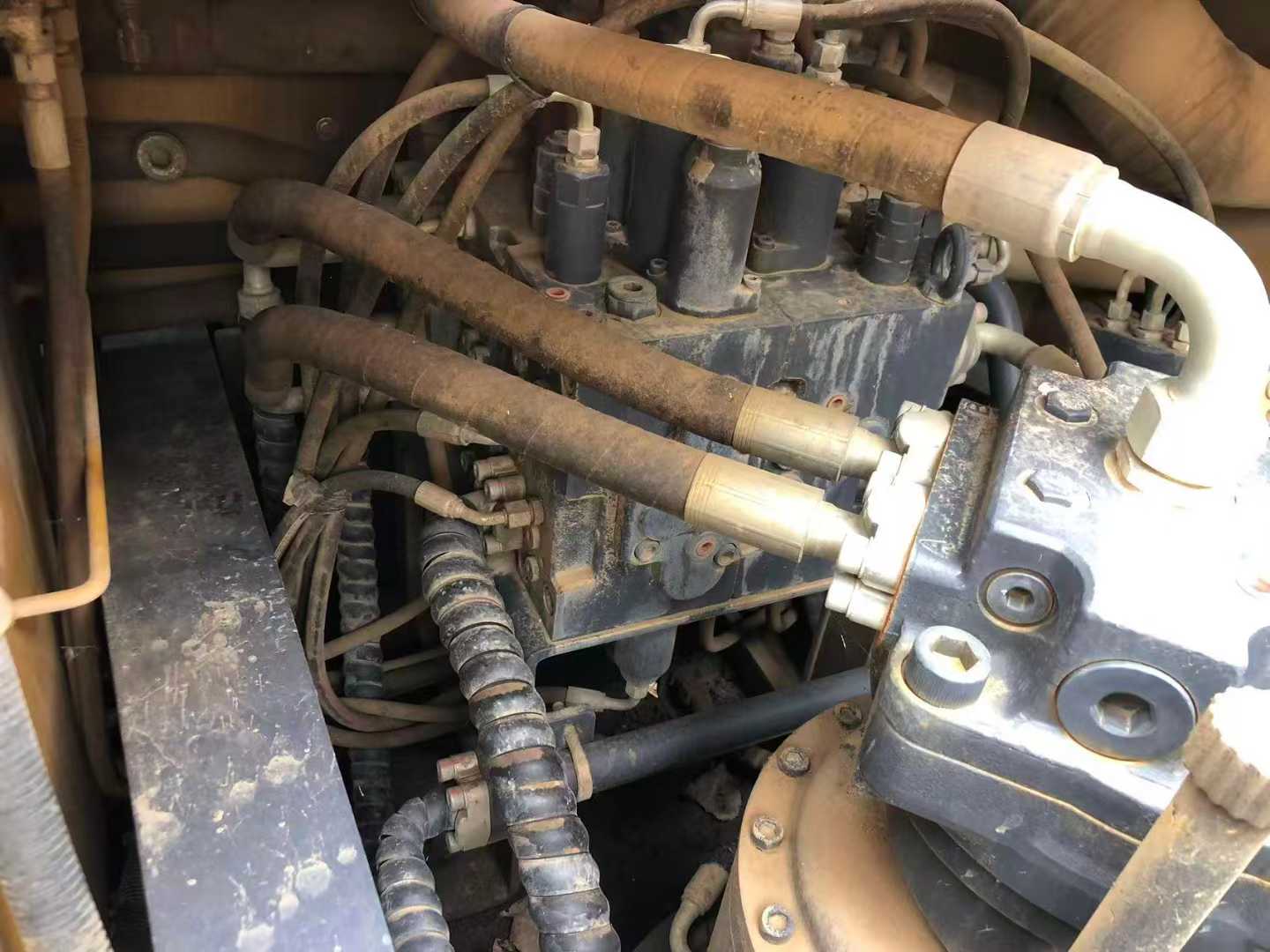 Used XCMG XE205GH Excavator 2021 Model / 9