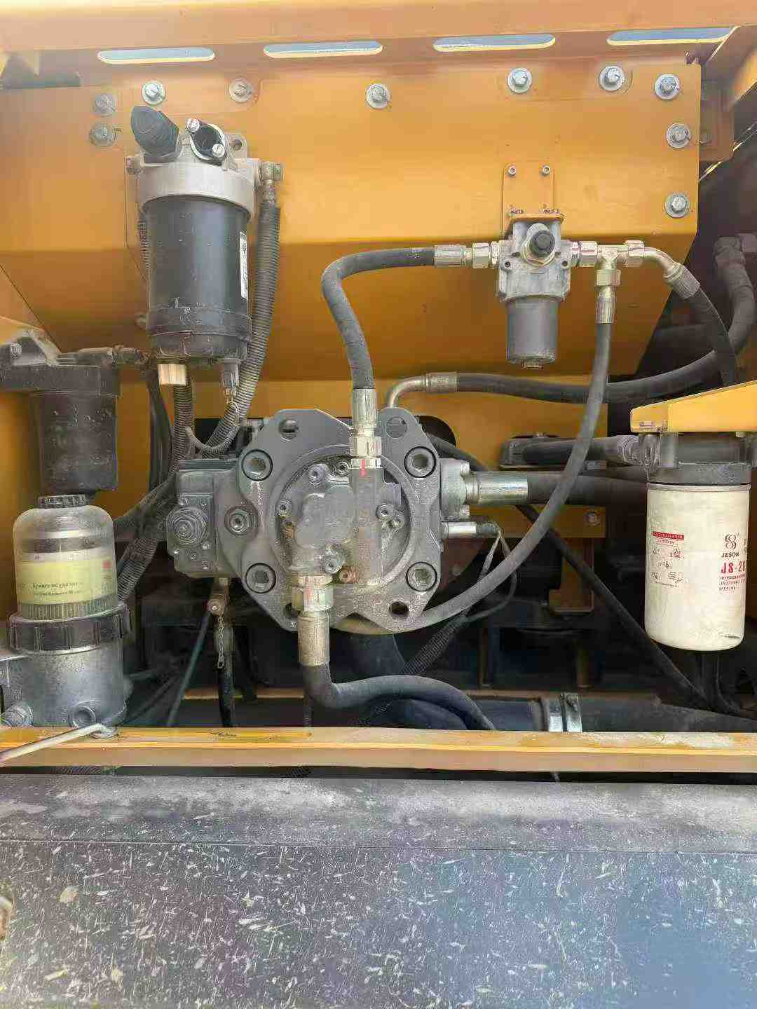 Used XCMG XE270GK Excavator 2022 Model / 8