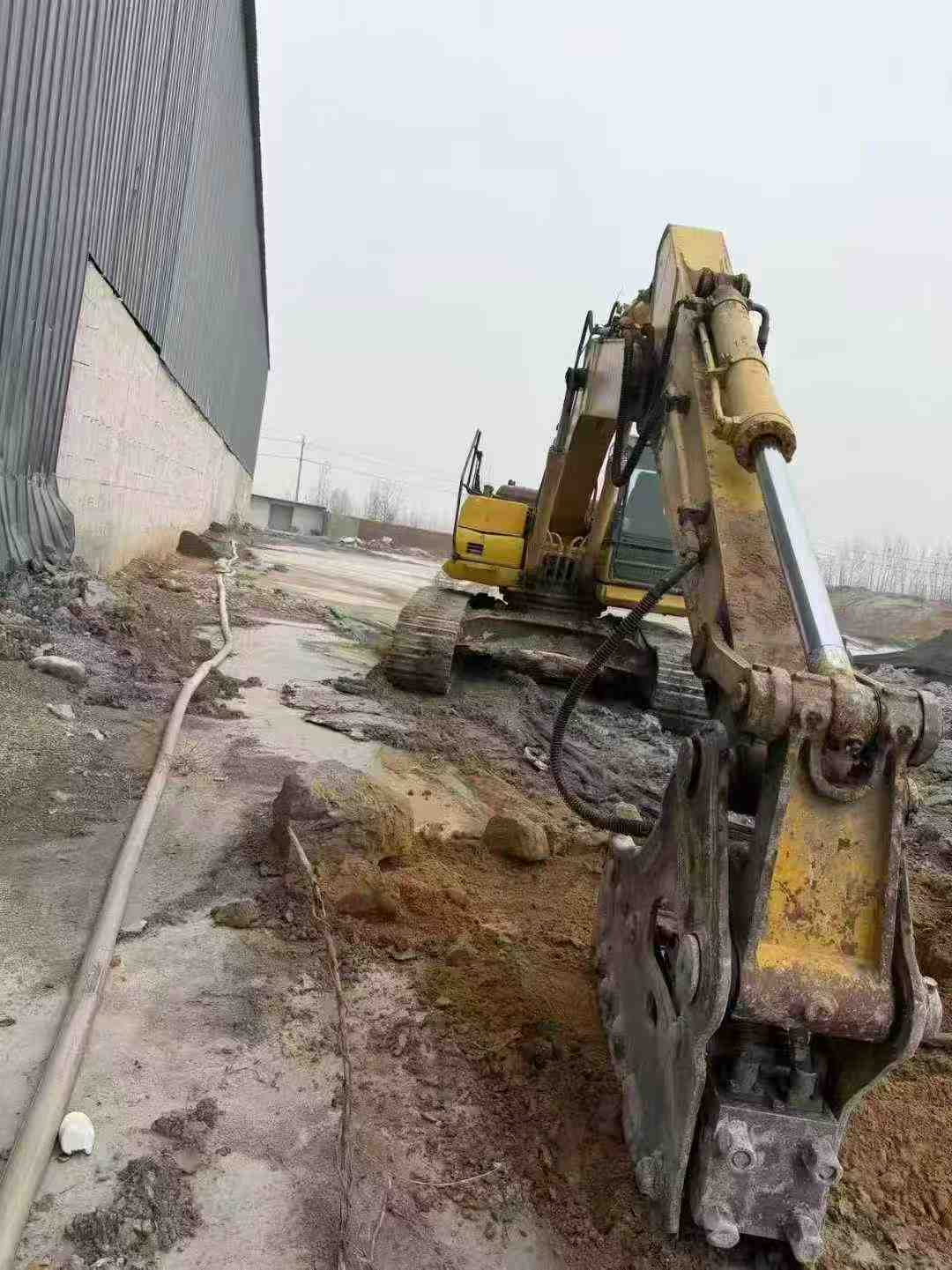 Used Komatsu PC240LC-8 Excavator 2013 Model / 7