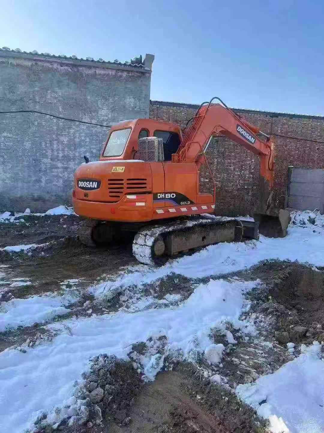 Used Doosan DX80 Excavator 2016 Model / 2