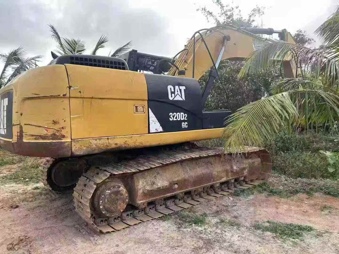 Used Caterpillar 320D Excavator 2015 Model / 3