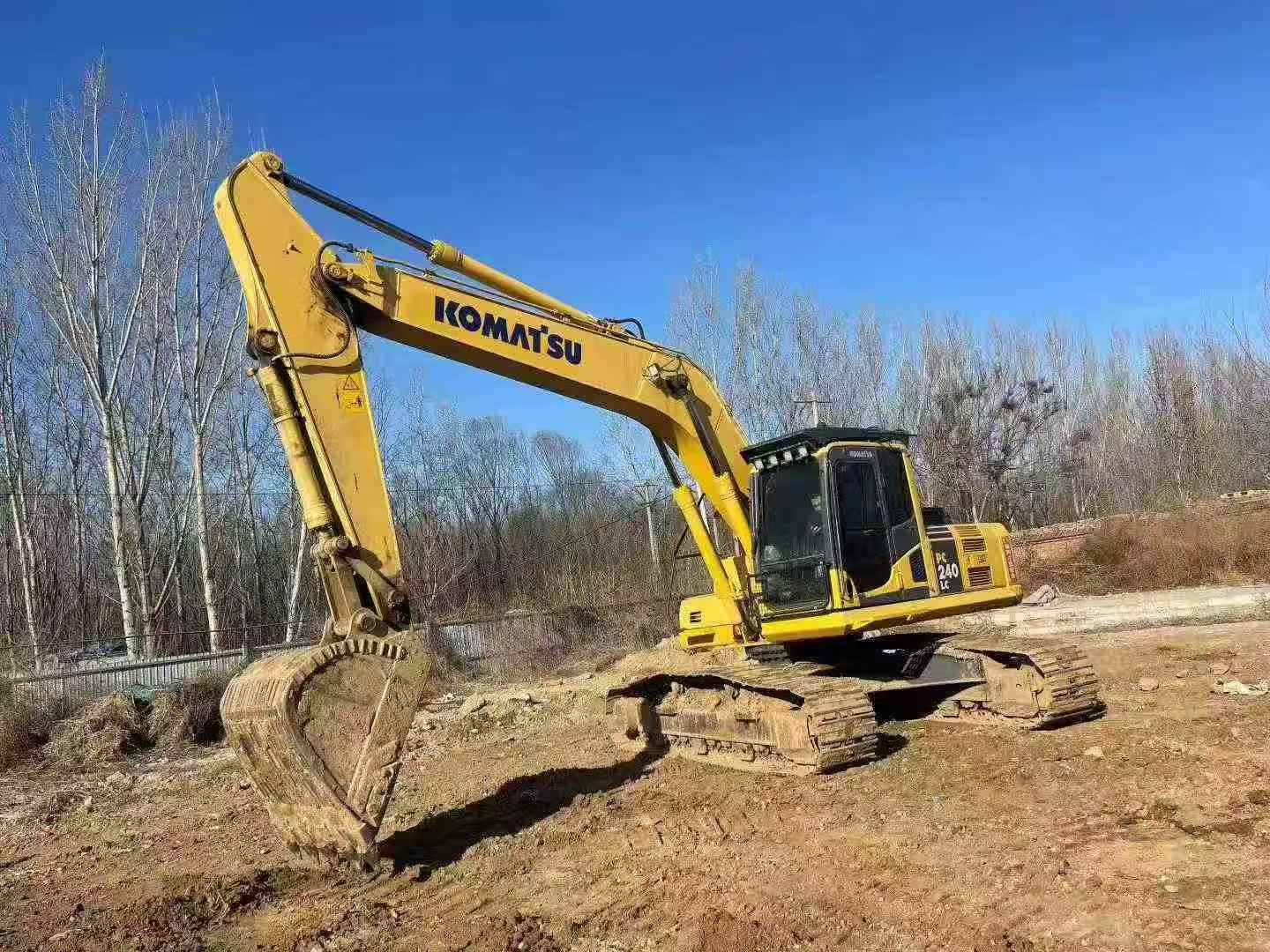Used Komatsu PC240-11M0 Excavator 2016 Model / 4