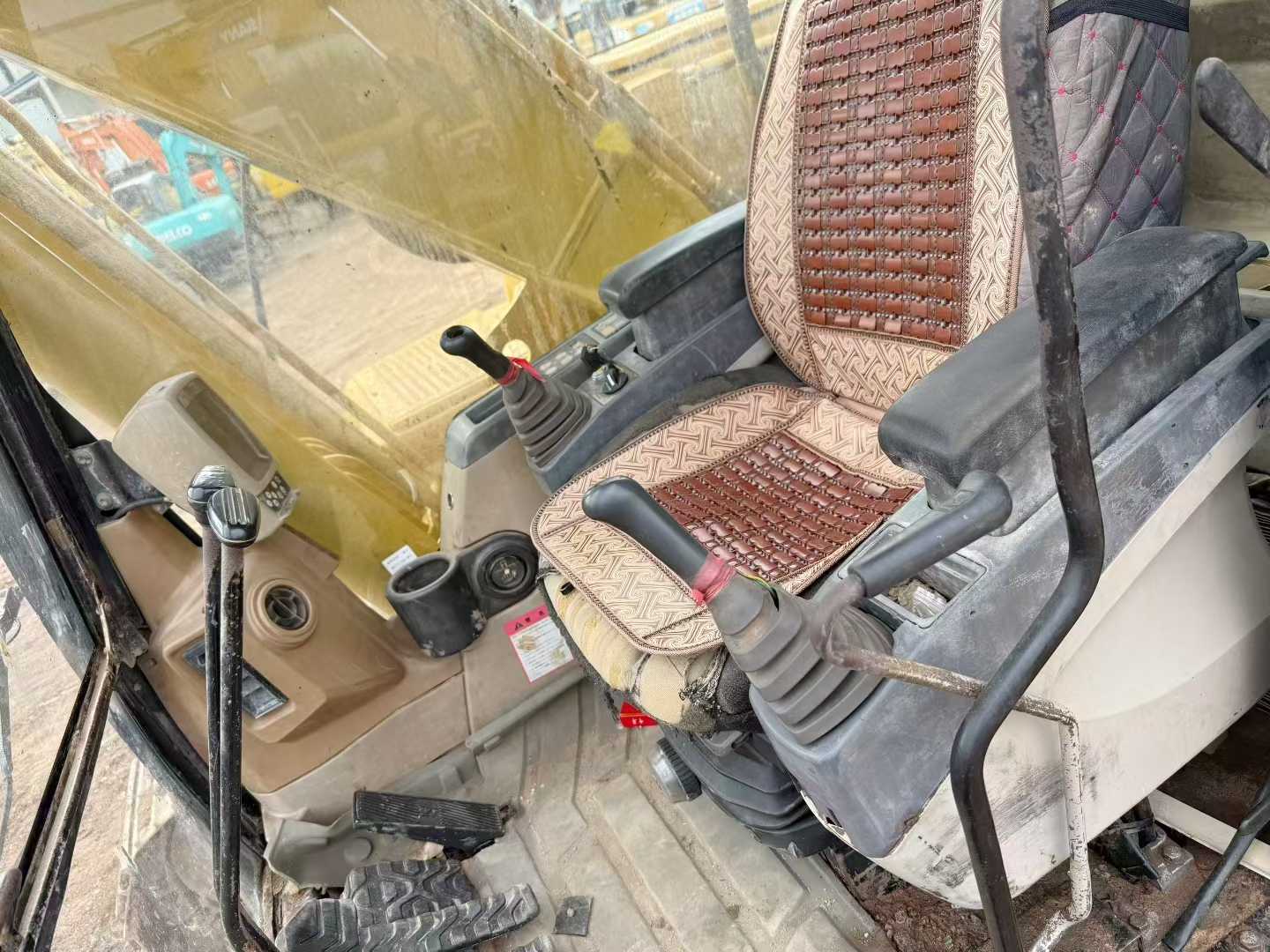 Used Caterpillar 320C Excavator 2016 Model / 5