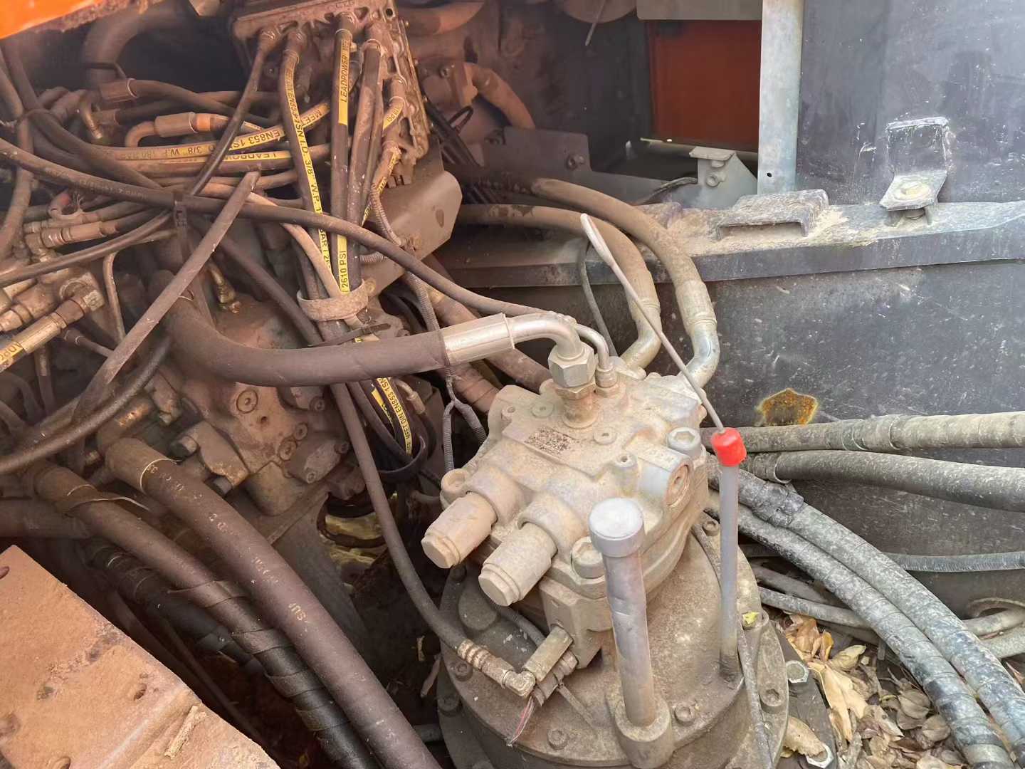 Used Hitachi ZX240 Excavator 2018 Model / 7