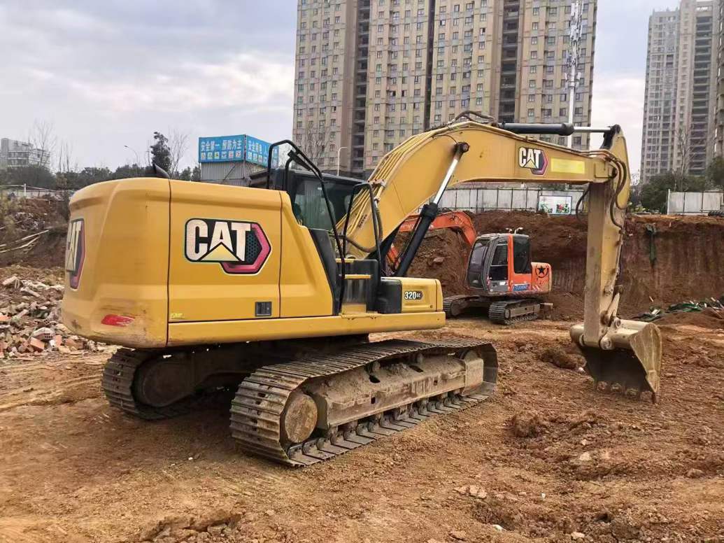 Used Caterpillar 320GC Excavator 2021 Model / 3