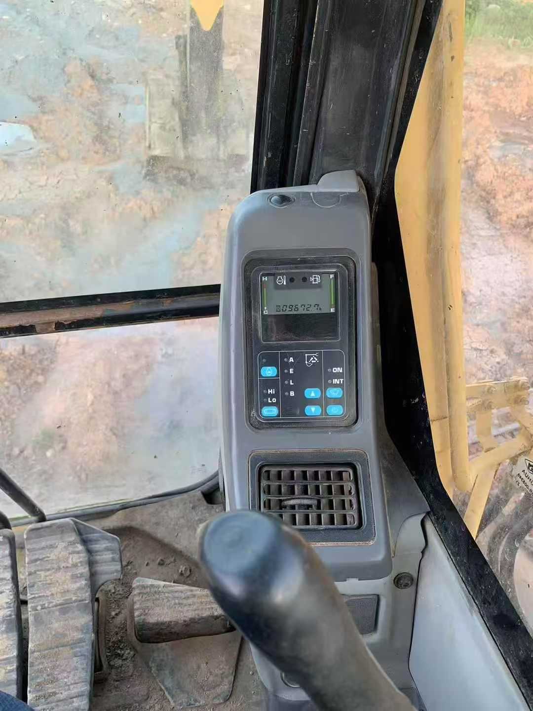 Used Komatsu PC110-7 Excavator 2014 Model / 9