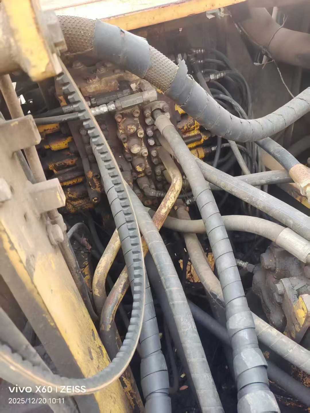 Used Komatsu PW220-7 Excavator 2016 Model / 5