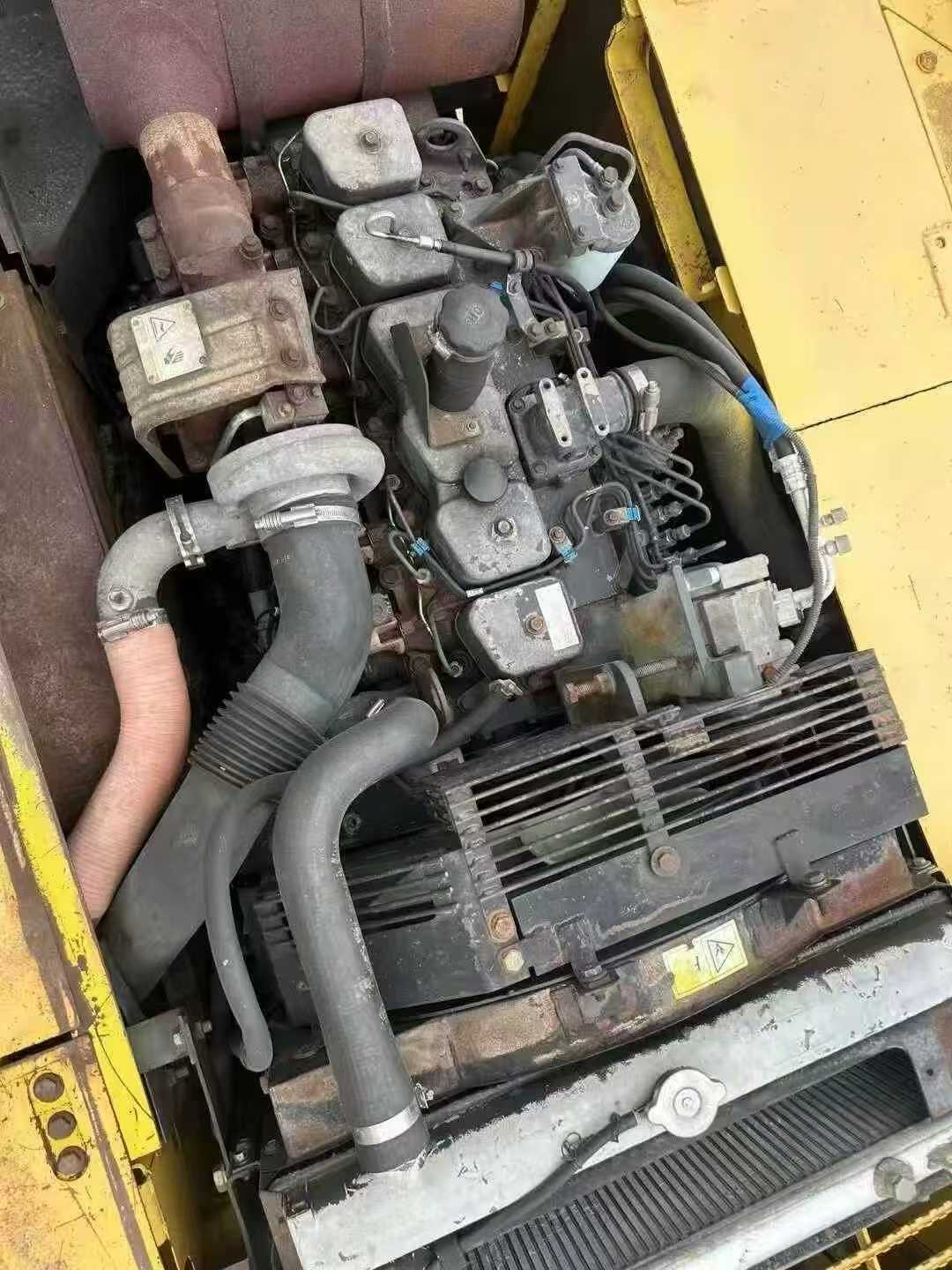 Used Komatsu PW220-7 Excavator 2016 Model / 8