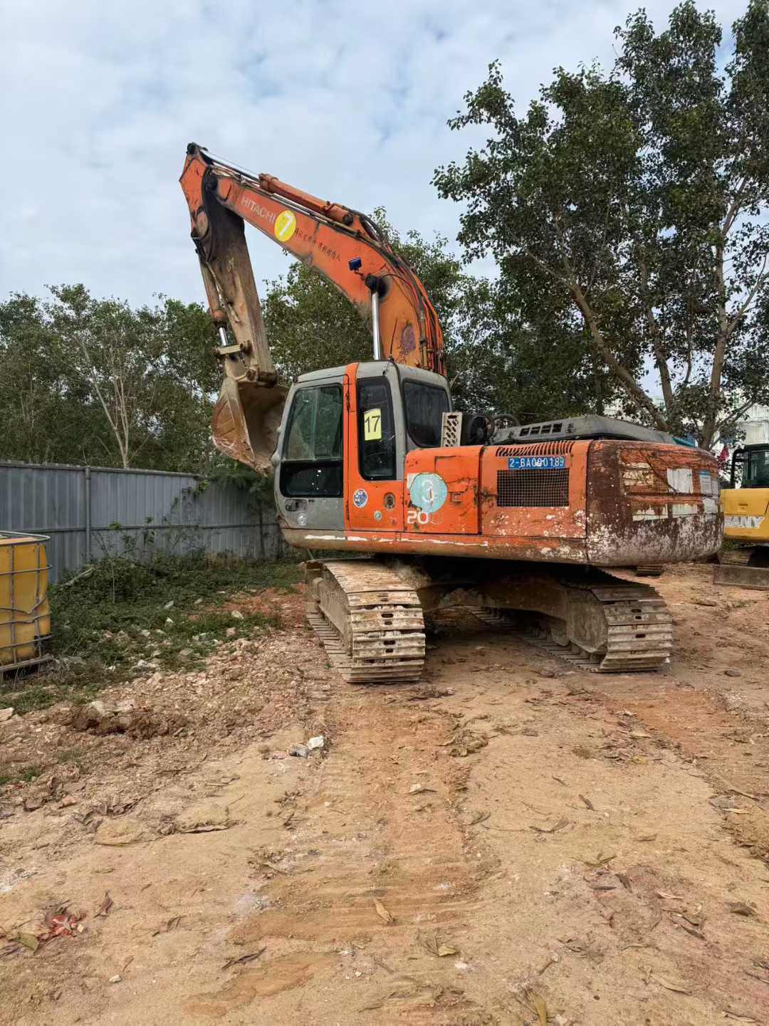 Used Hitachi ZAXIS200 Excavator 2016 Model / 2