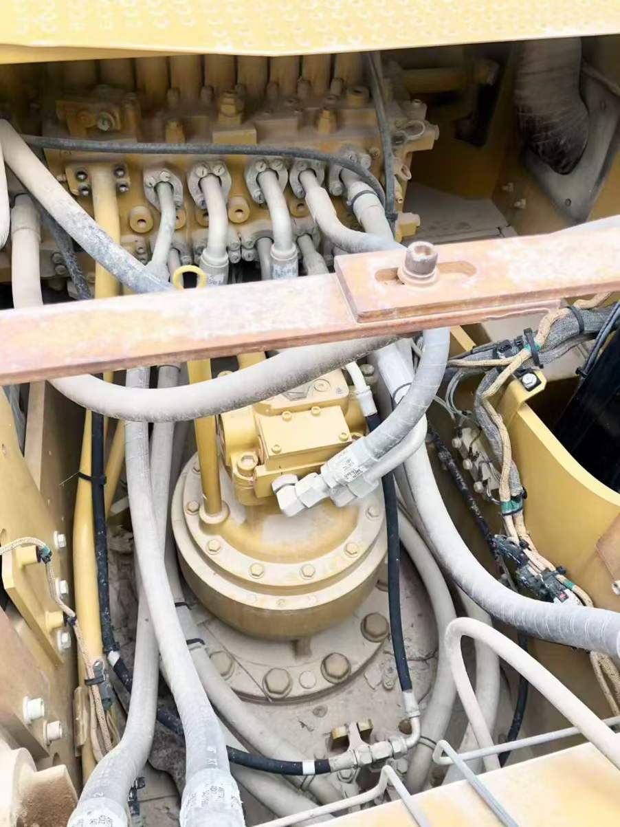 Used Caterpillar 320GC Excavator 2021 Model / 4