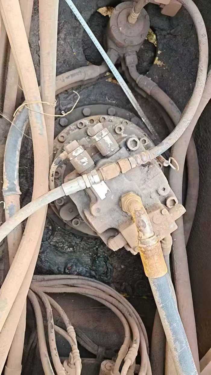 Used Kato HD1430 Excavator 2016 Model / 3