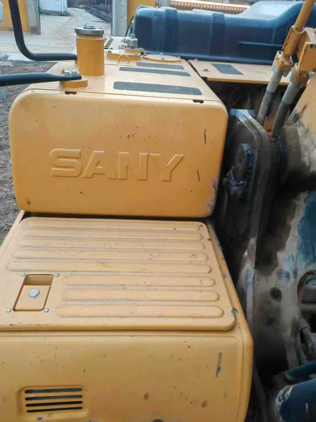 Used Sany SY200H Excavator 2021 Model / 6