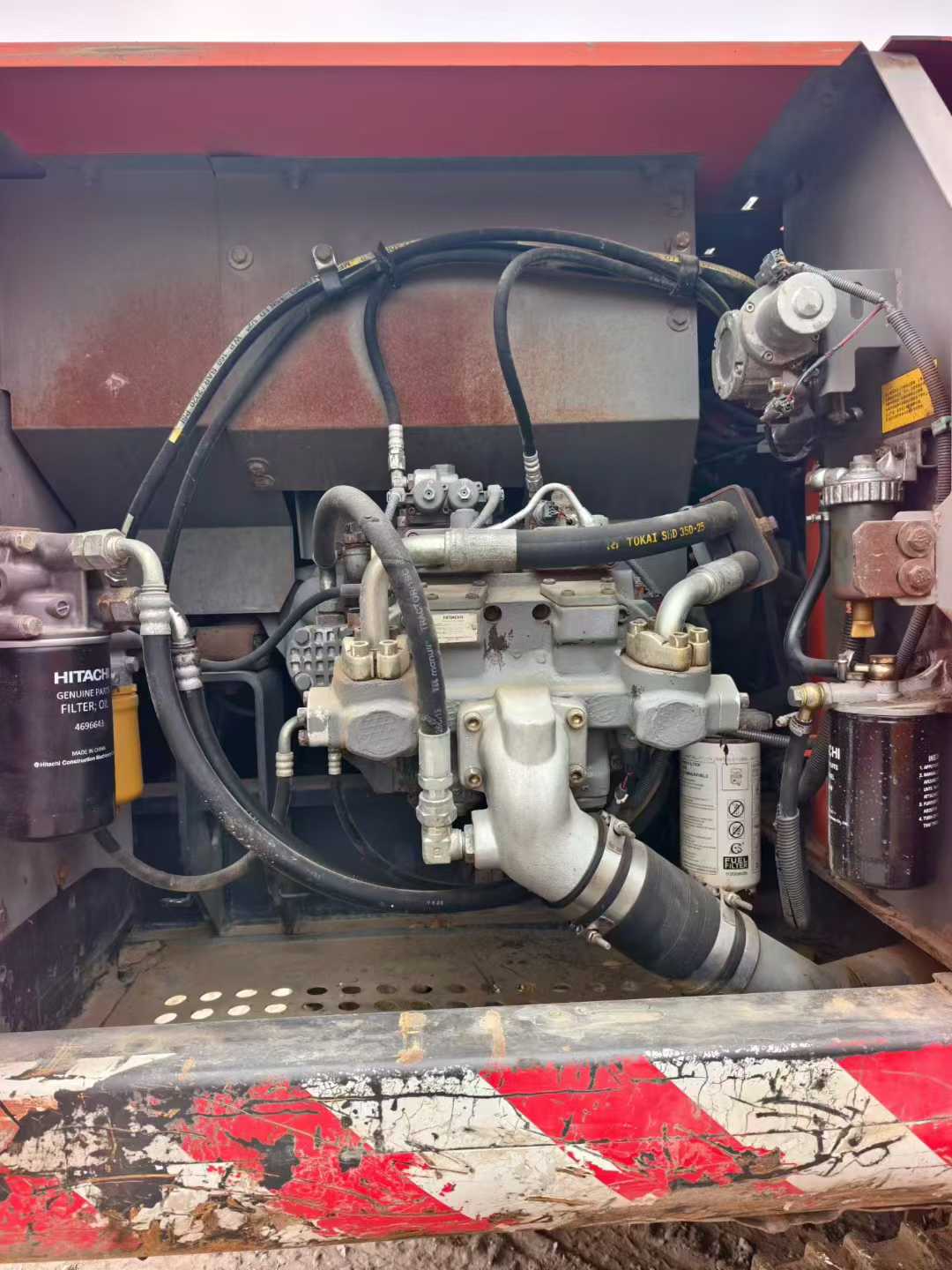 Used Hitachi ZAXIS200 Excavator 2014 Model / 2