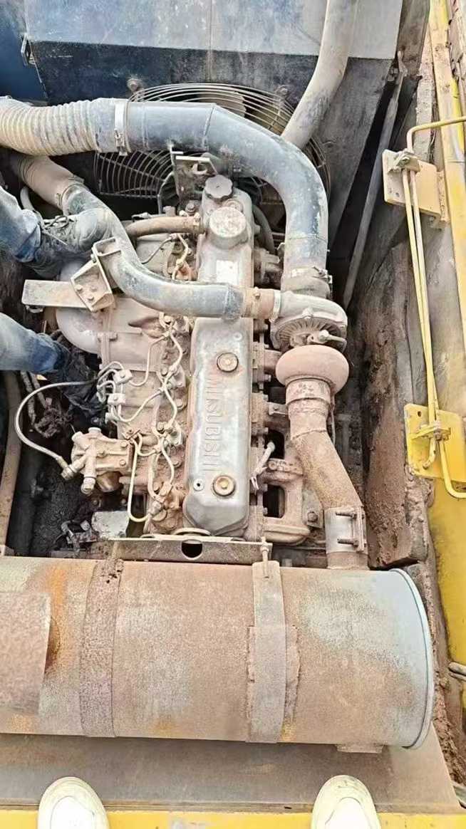 Used Kato HD1430 Excavator 2016 Model / 5