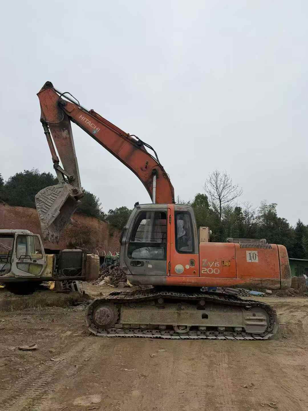 Used Hitachi ZAXIS200 Excavator 2016 Model / 2