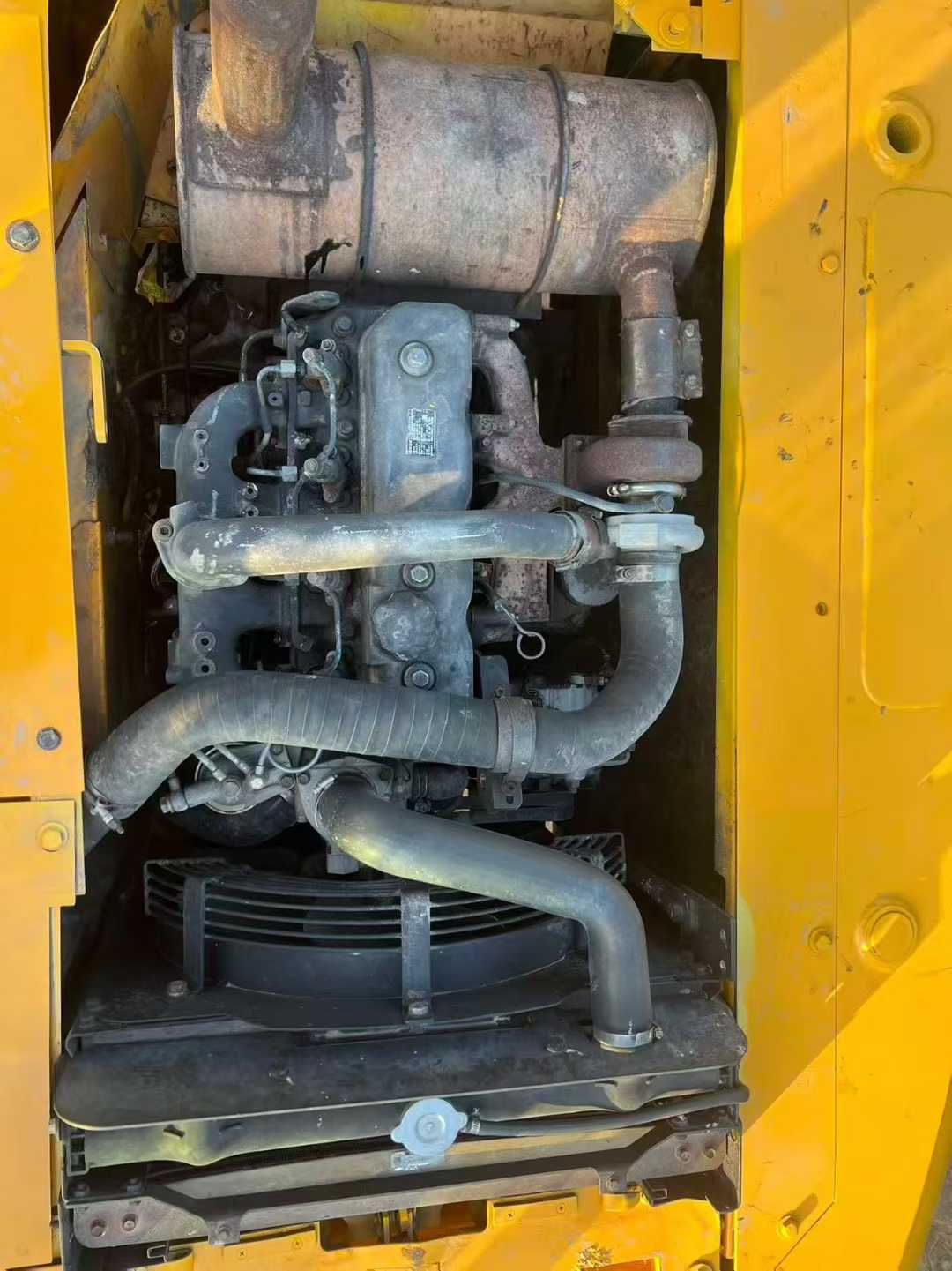 Used Sany SY135 Excavator 2016 Model / 8