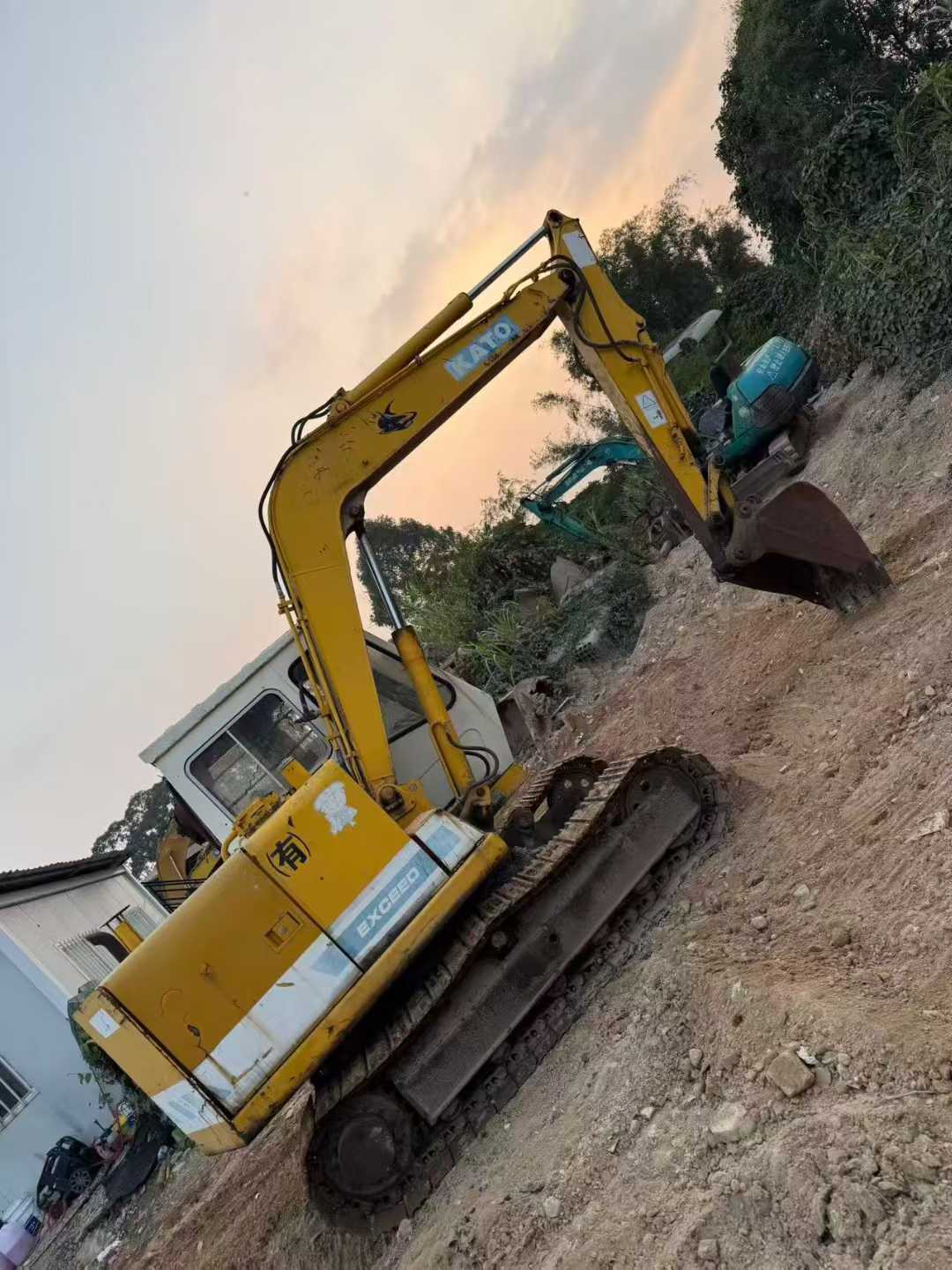 Used Kato HD50 Excavator 2016 Model / 4