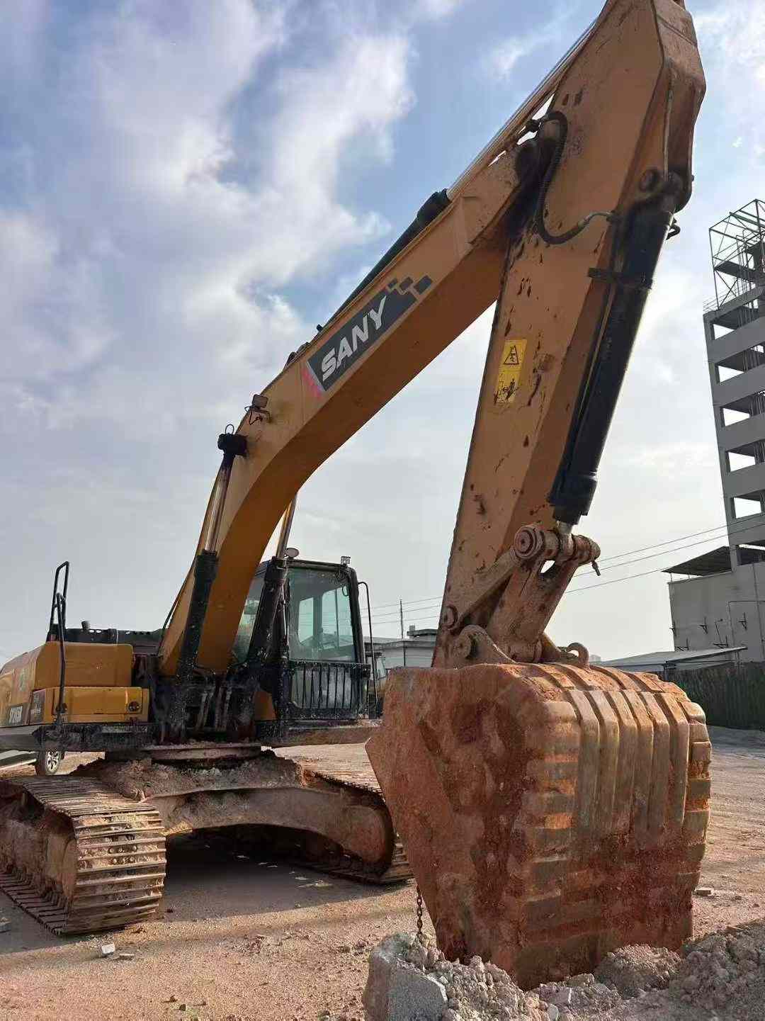 Used Sany SY245H Excavator 2016 Model / 4