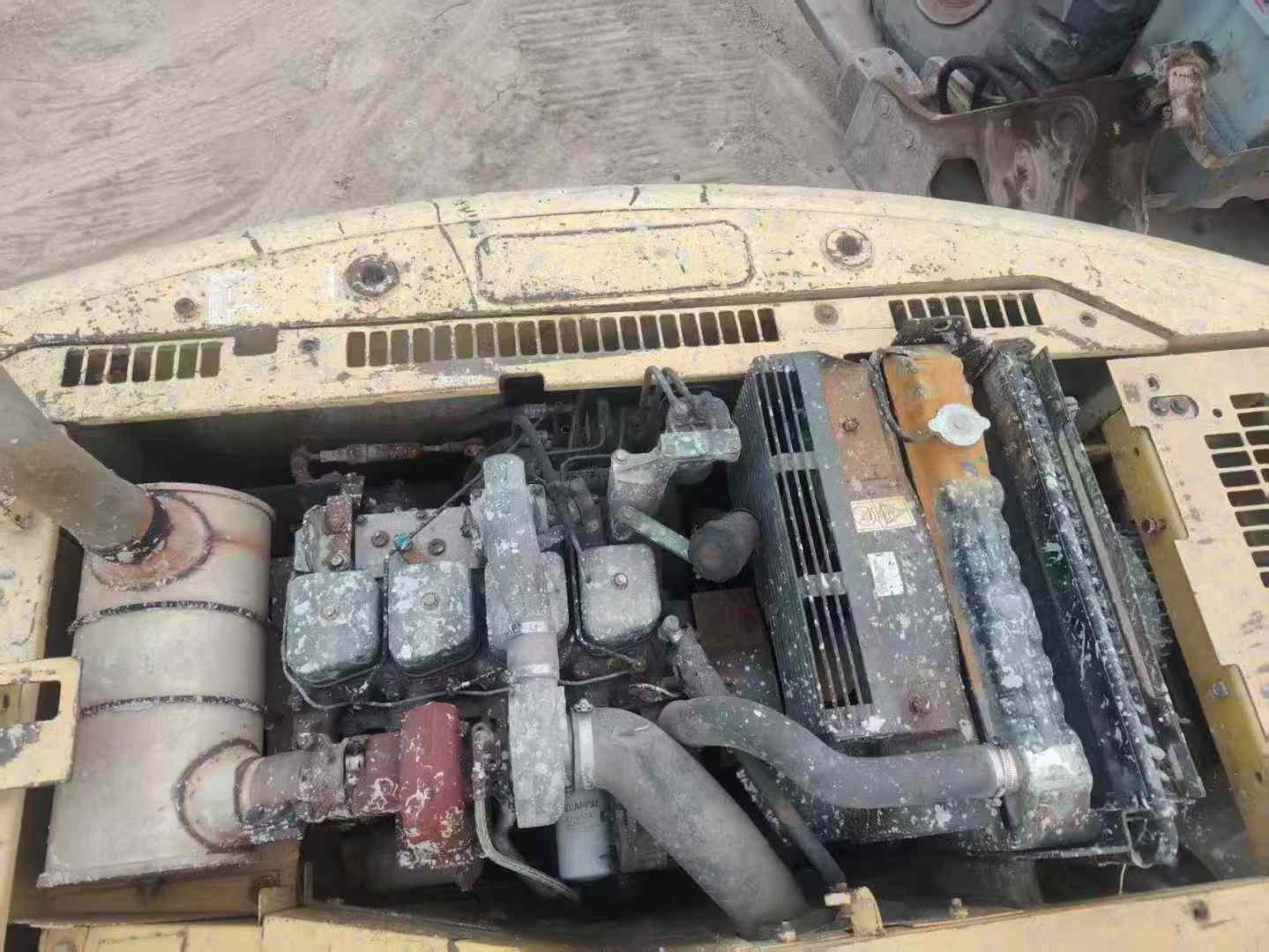 Used Komatsu PC120-6E Excavator 2016 Model / 3