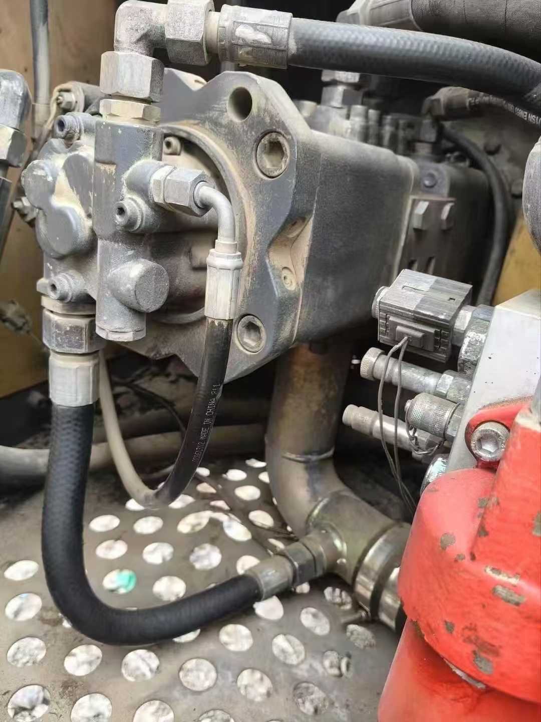 Used XCMG XE135GA Excavator 2016 Model / 6