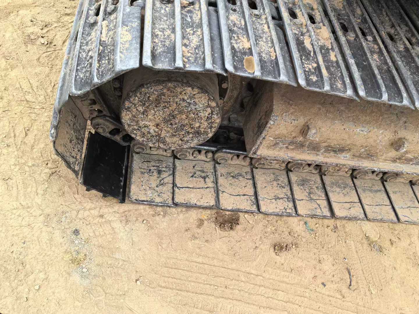 Used Volvo EC140 Excavator 2015 Model / 4