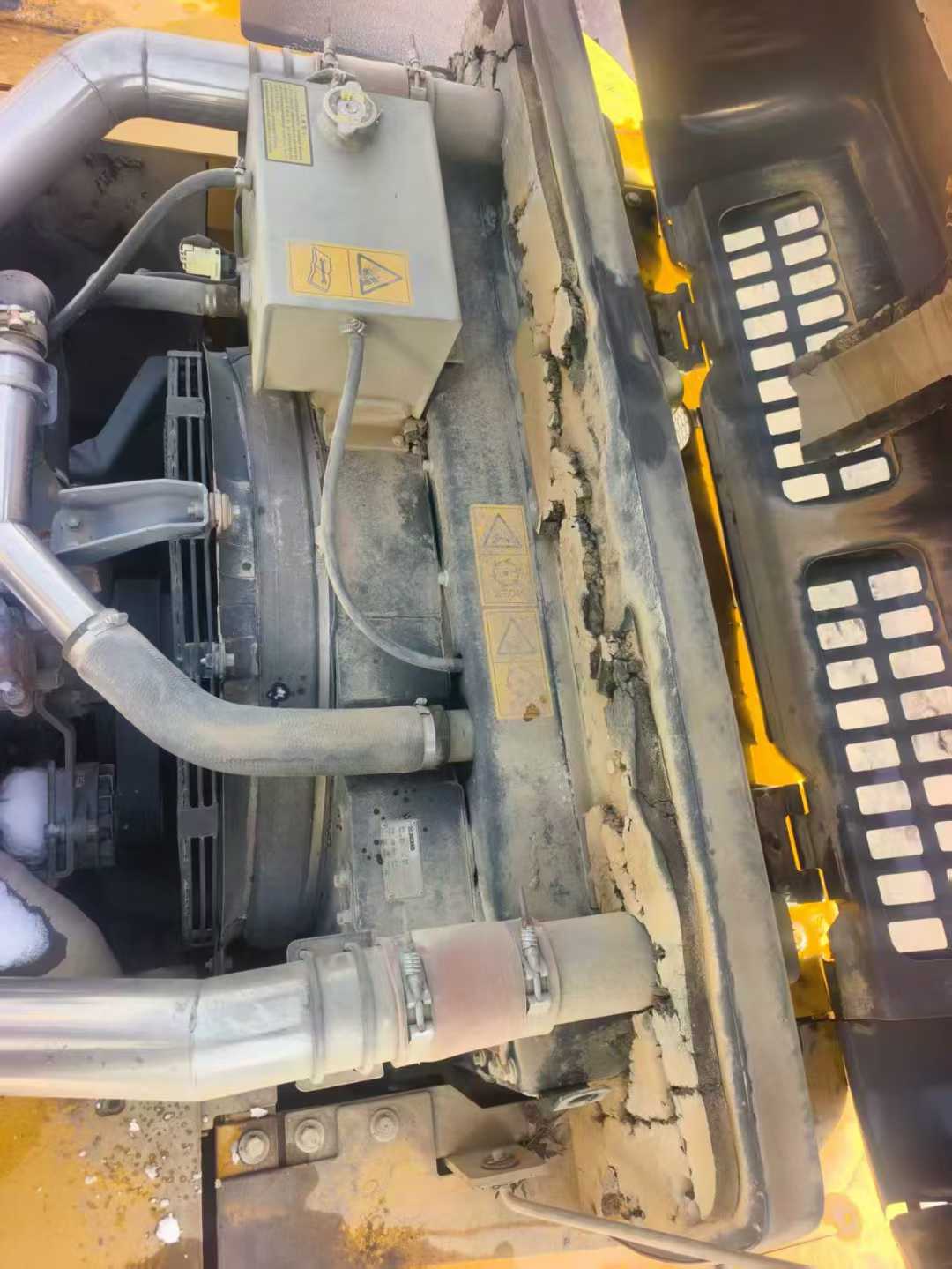 Used XCMG XE370D Excavator 2018 Model / 4