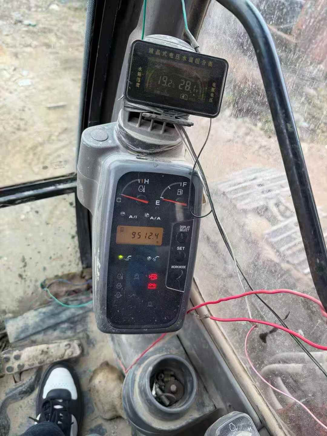 Used Hitachi ZAXIS200 Excavator 2016 Model / 7