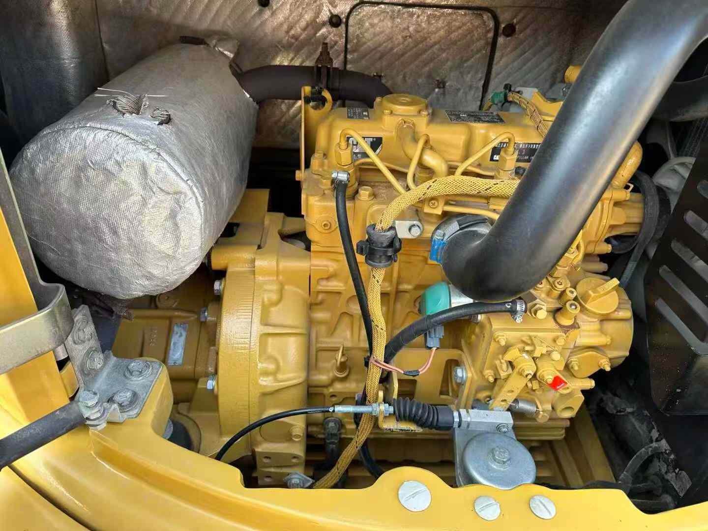 Used Caterpillar 303SR Excavator 2016 Model / 4