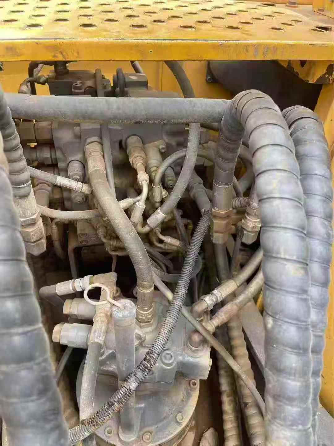 Used Volvo EC140DL Excavator 2016 Model / 8