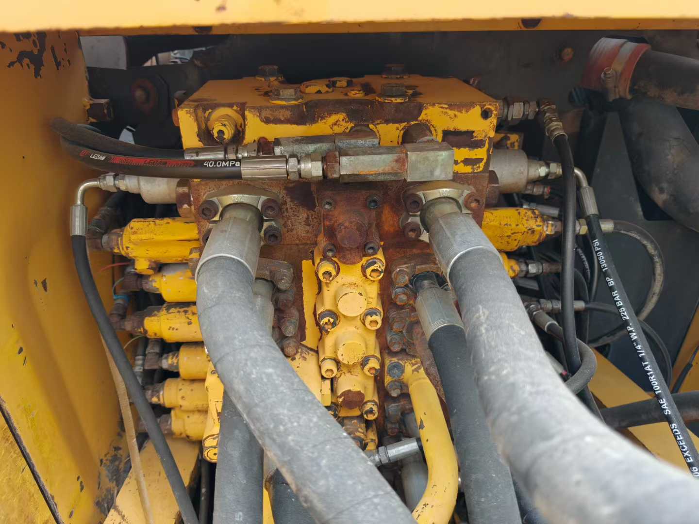 Used Komatsu PW200-7 Excavator 2016 Model / 5