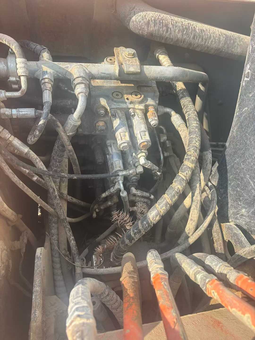 Used Hitachi ZX70-5G Excavator 2014 Model / 4