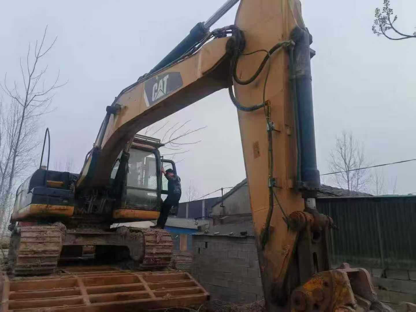 Used Caterpillar CT20 Excavator 2012 Model / 5