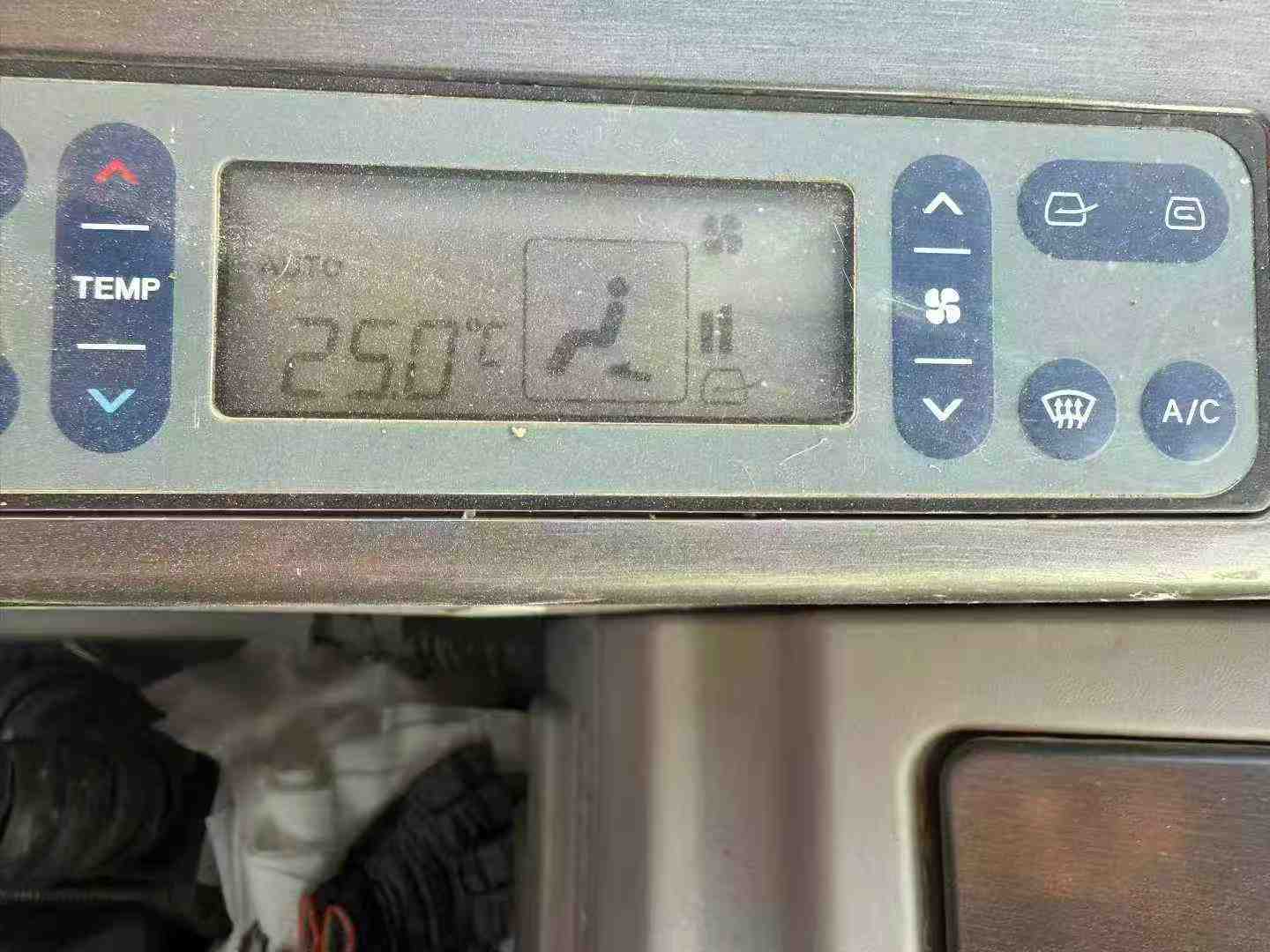 Used XCMG XE270GK Excavator 2022 Model / 6