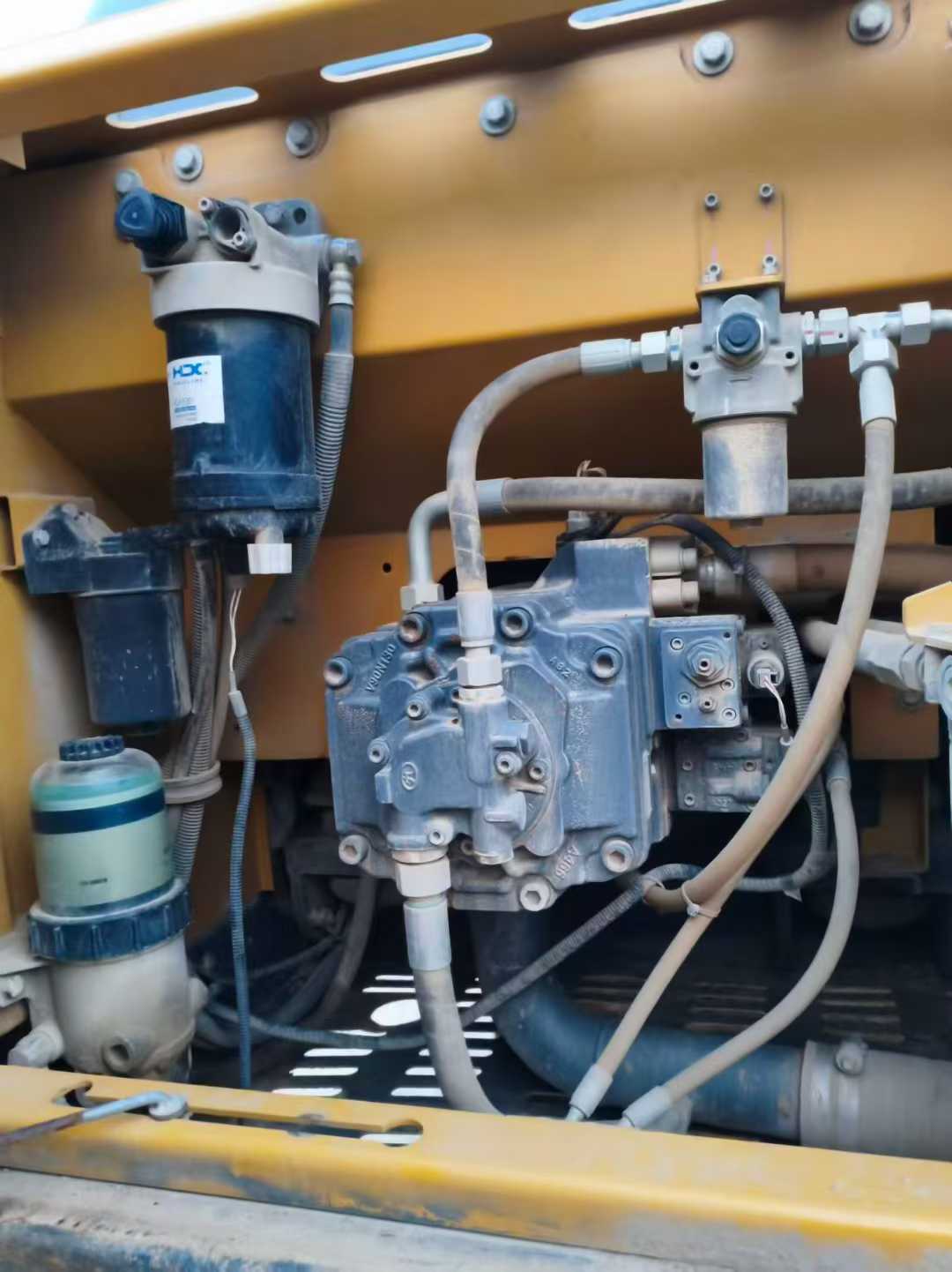 Used XCMG XE205GH Excavator 2016 Model / 6