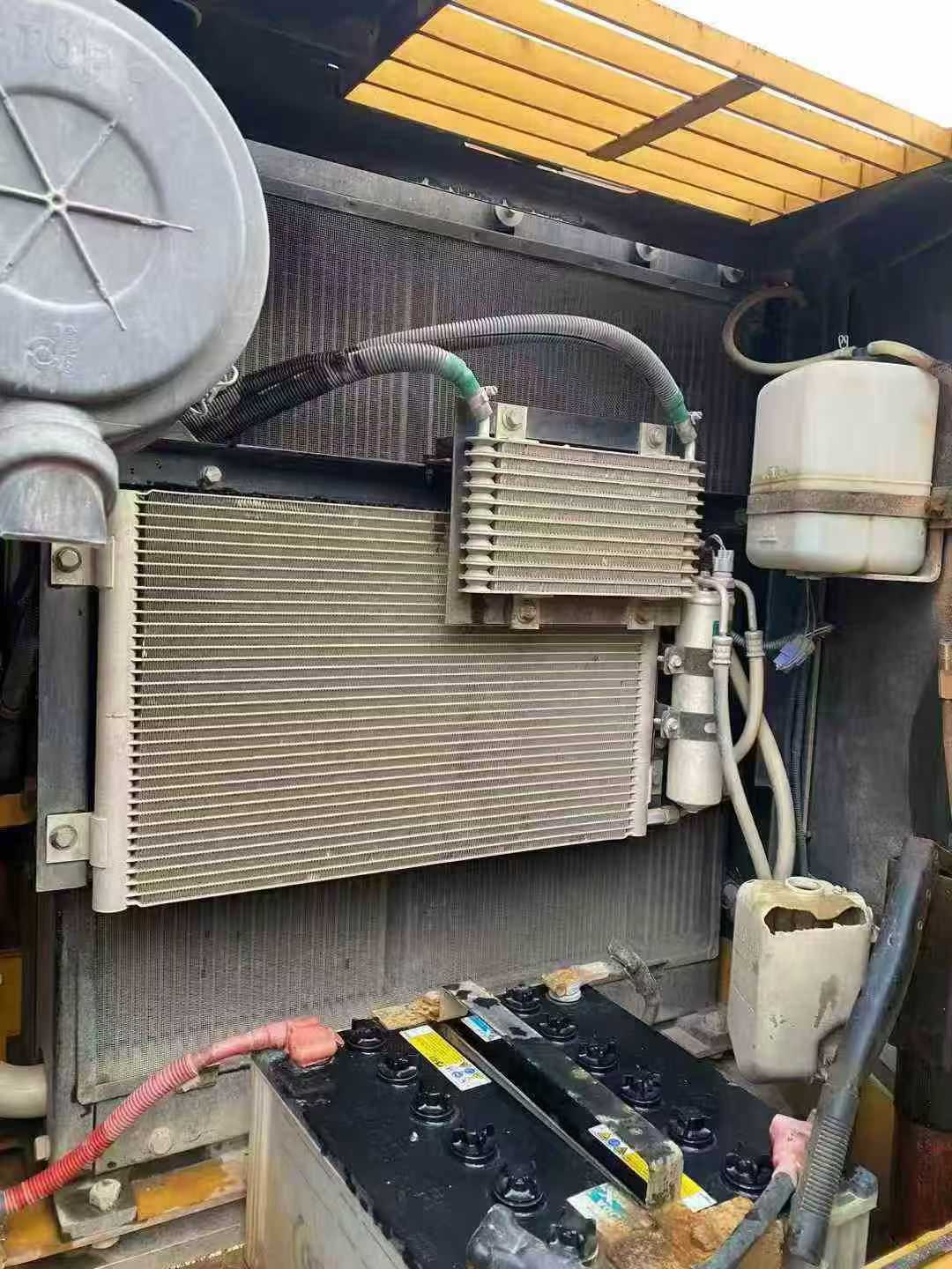 Used Kato HD512V Excavator 2016 Model / 3