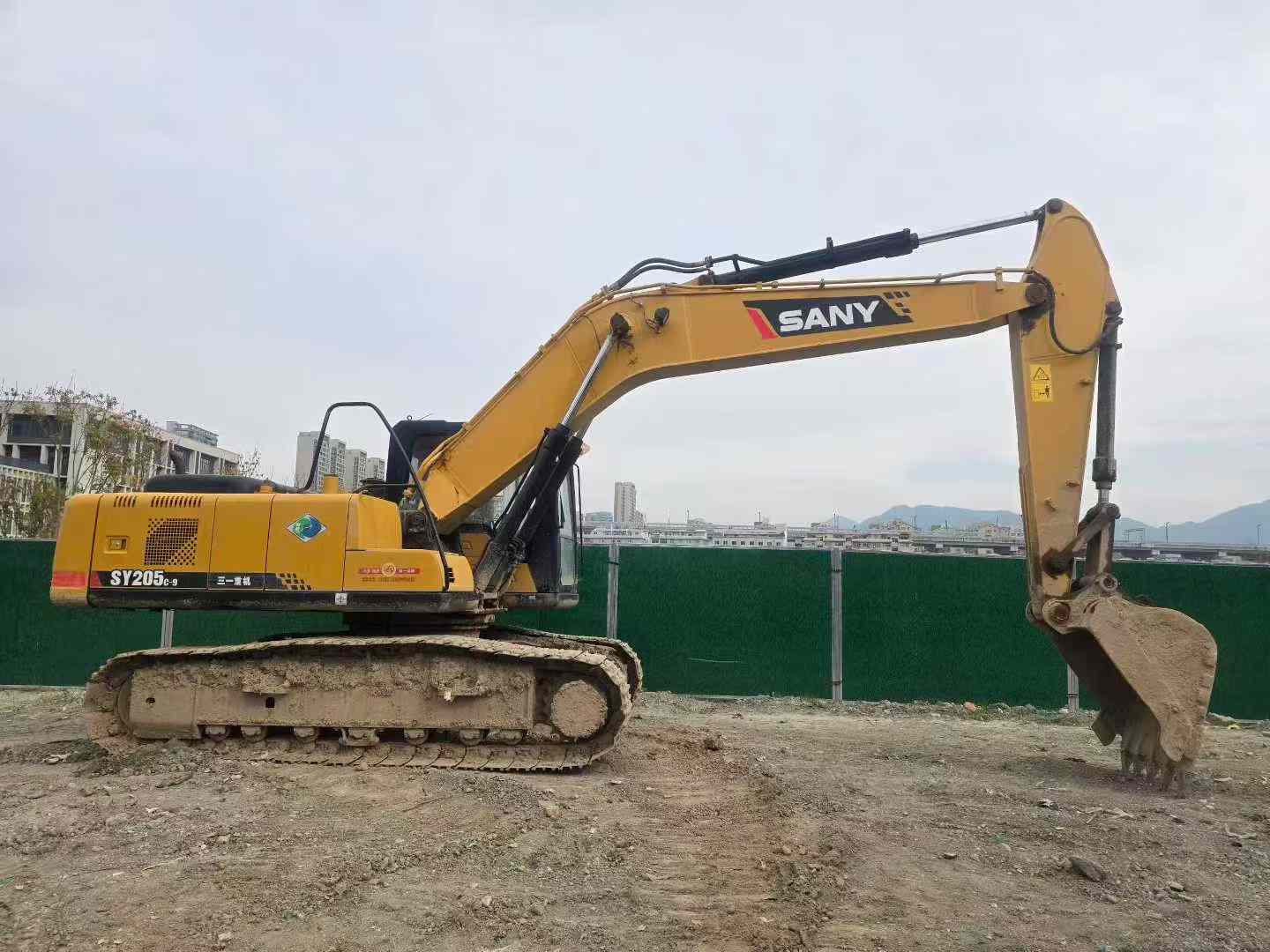 Used Sany SY205H Excavator 2015 Model / 7