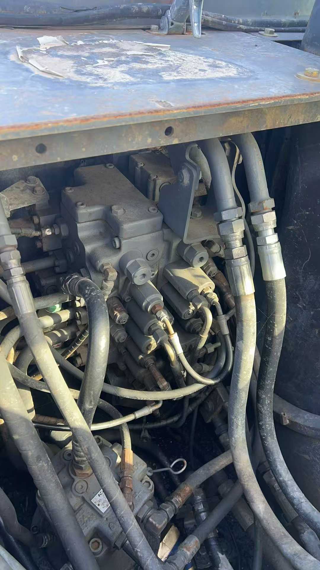 Used Sumitomo SH120 Excavator 2016 Model / 3