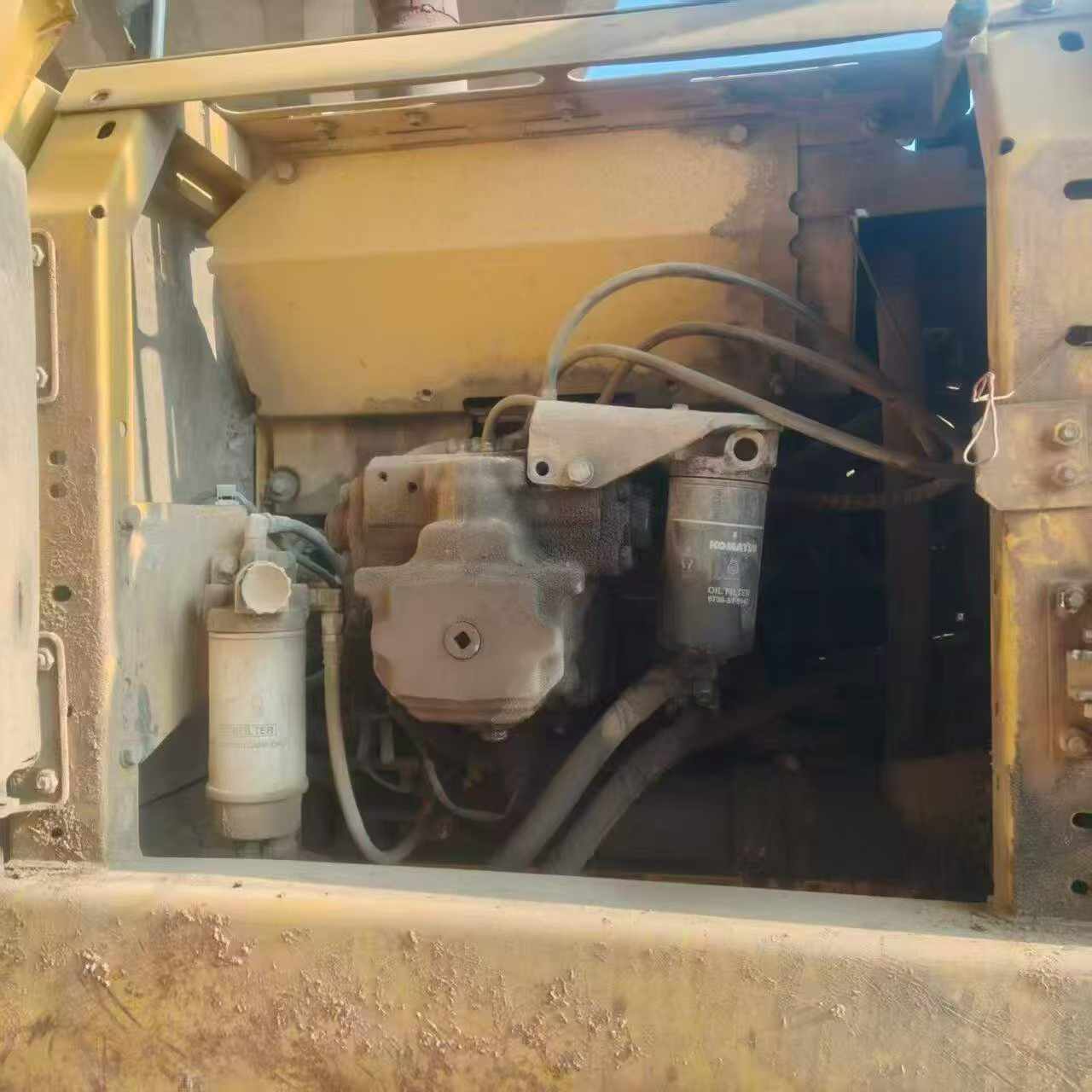 Used Komatsu PC220-8 Excavator 2012 Model / 5