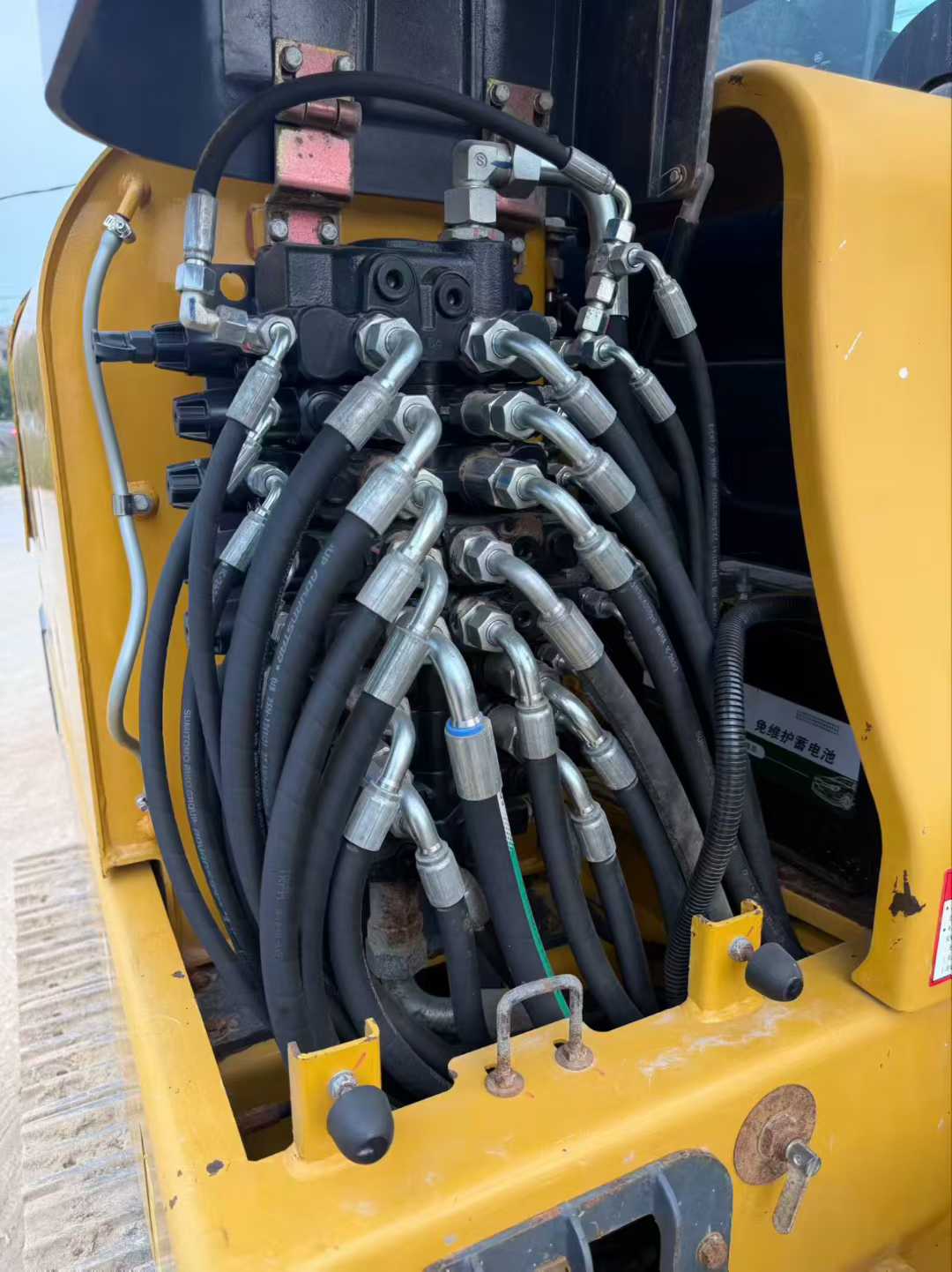 Used XCMG XE60 Excavator 2021 Model / 9