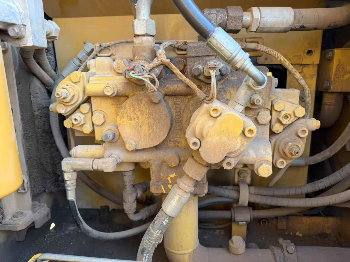 Used Caterpillar CT18 Excavator 2016 Model / 4