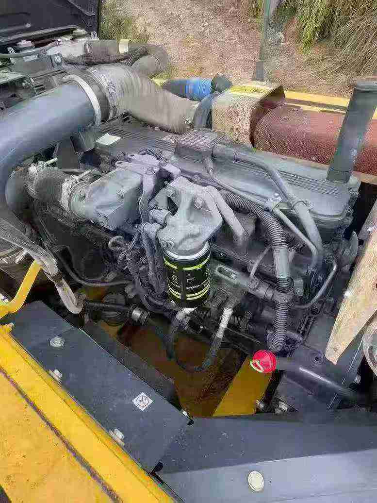 Used Komatsu PC60 Excavator 2016 Model / 3