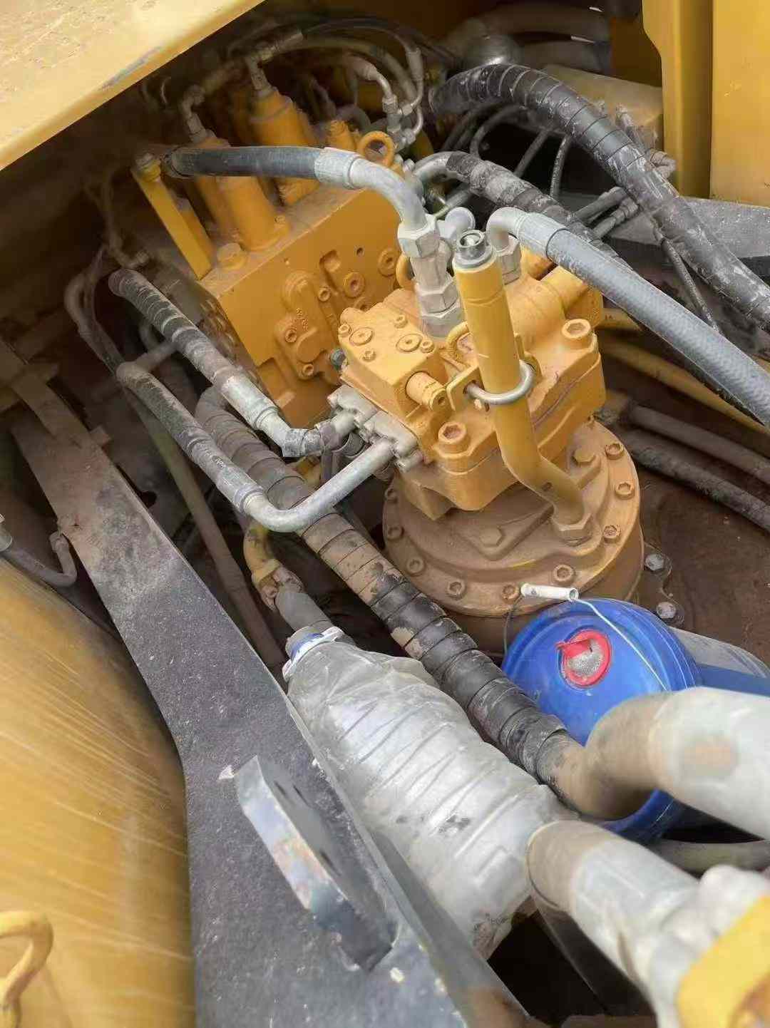 Used Sany SY245H Excavator 2017 Model / 4