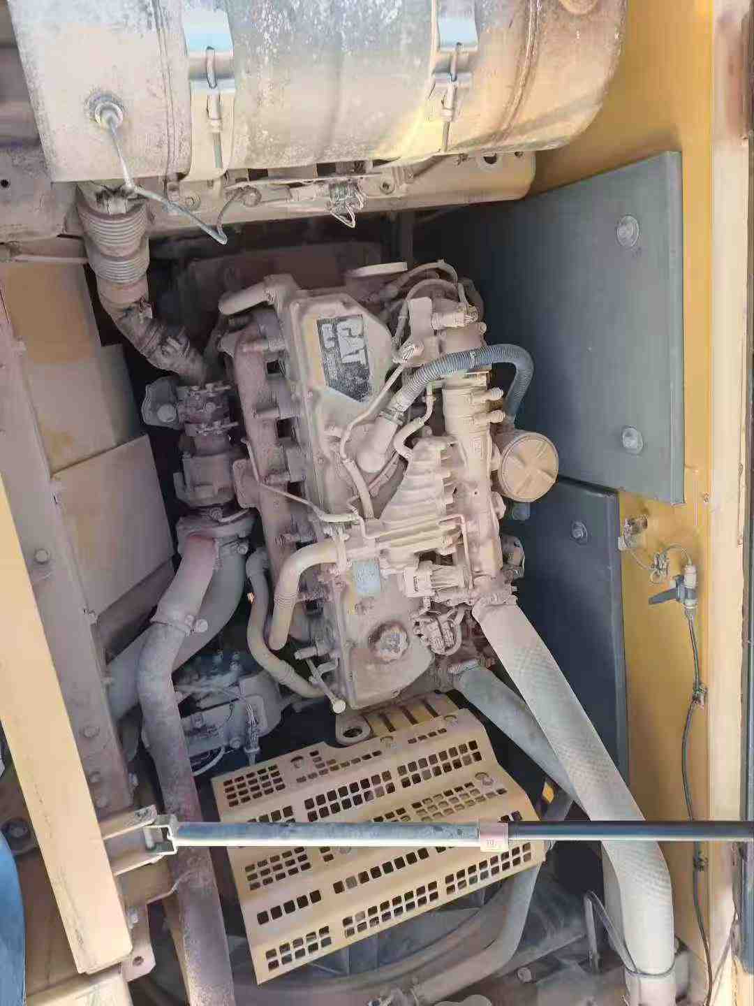 Used Caterpillar 320E Excavator 2016 Model / 5